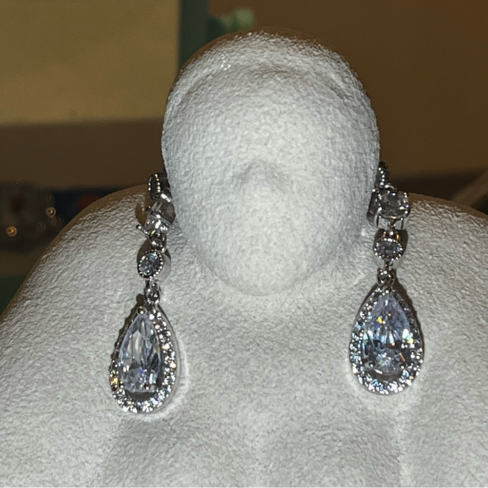 Diamond Earrings 💎